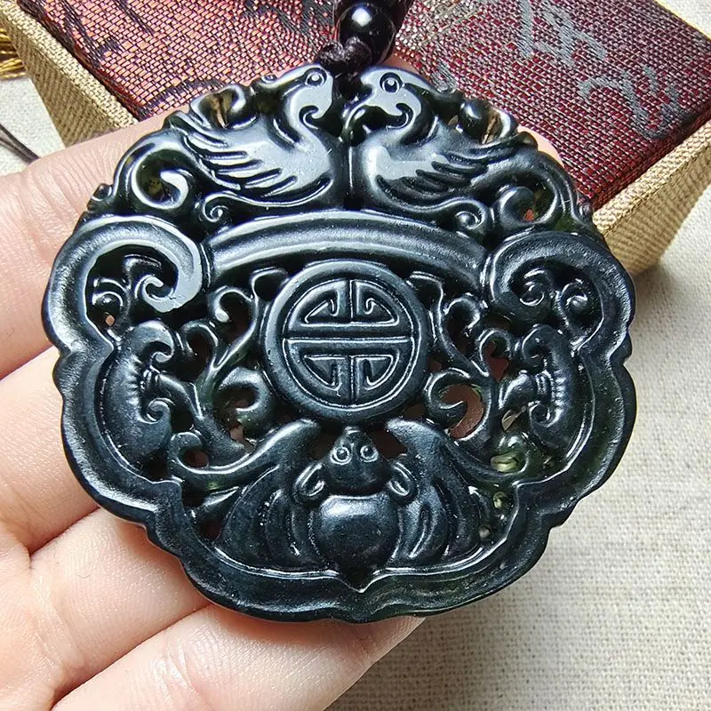 Pendentif en résine de mandari - Longevity Health & Wellness Hotel avis et prix